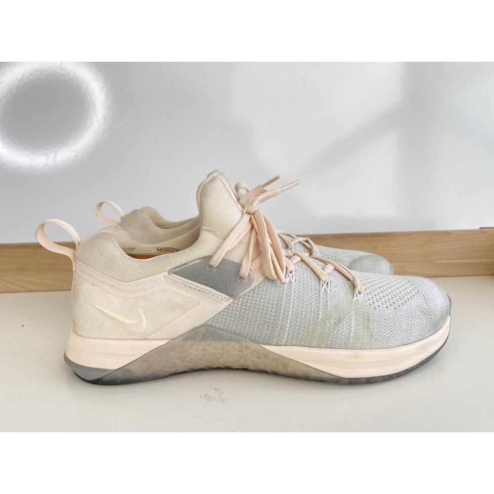 Nike Womens Metcon‎ Flyknit 3 BQ8797-001 Gray Running Shoes Sneakers Size 10